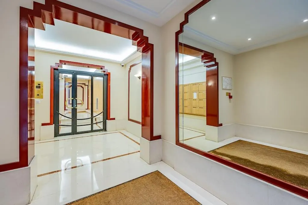 Apartman Grand Et Central, 8E Pres Elysee Párizs